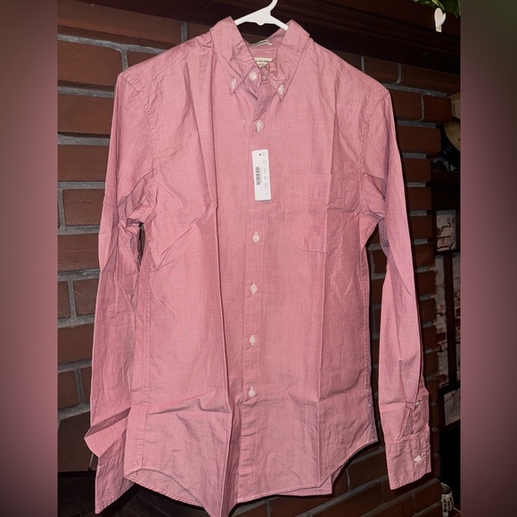 Men’s Button Down - Picture 3 of 8